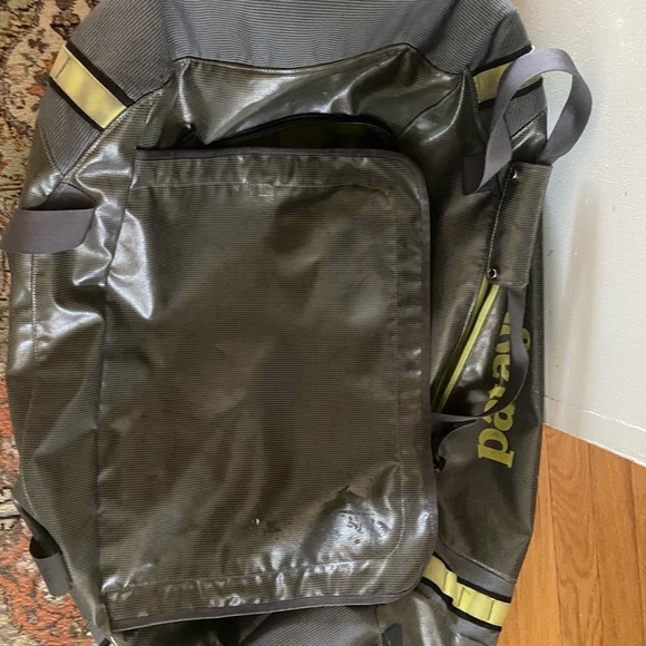 Patagonia Handbags - Patagonia Black Hole Duffel 100L